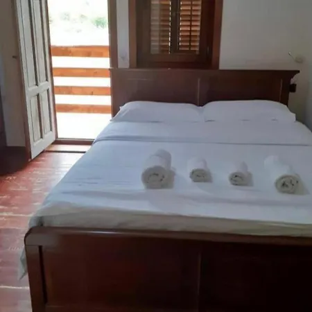 Residence: Quku I Valbones *