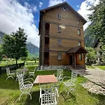Residence: Quku I Valbones 3* ולבונה