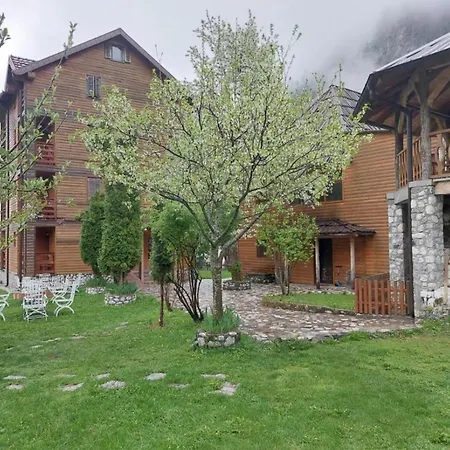 Residence: Quku I Valbones Vendégház Valbona