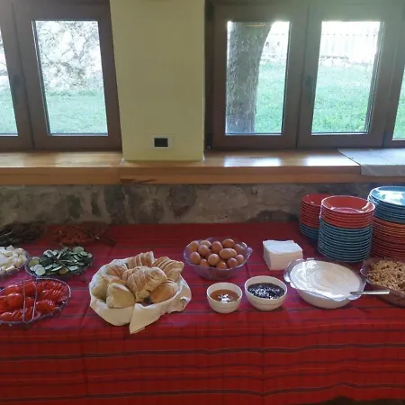 Residence: Quku I Valbones